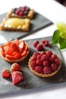 Strawberry and raspberry tartlets